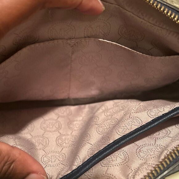 Michael Kors Jet Set Crossbody Bag Blue Saffiano Leather Classic Chain Accent - Picture 6 of 12